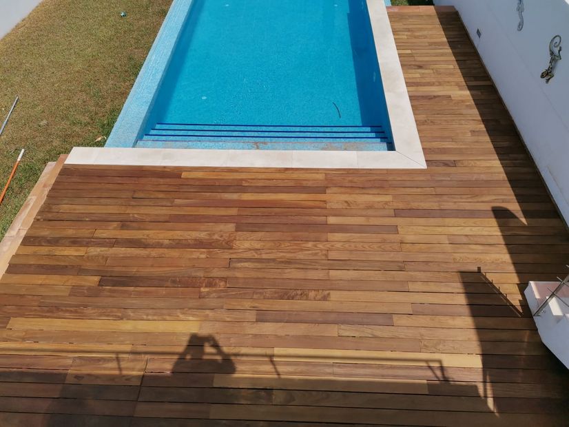 Exterior piscina madera